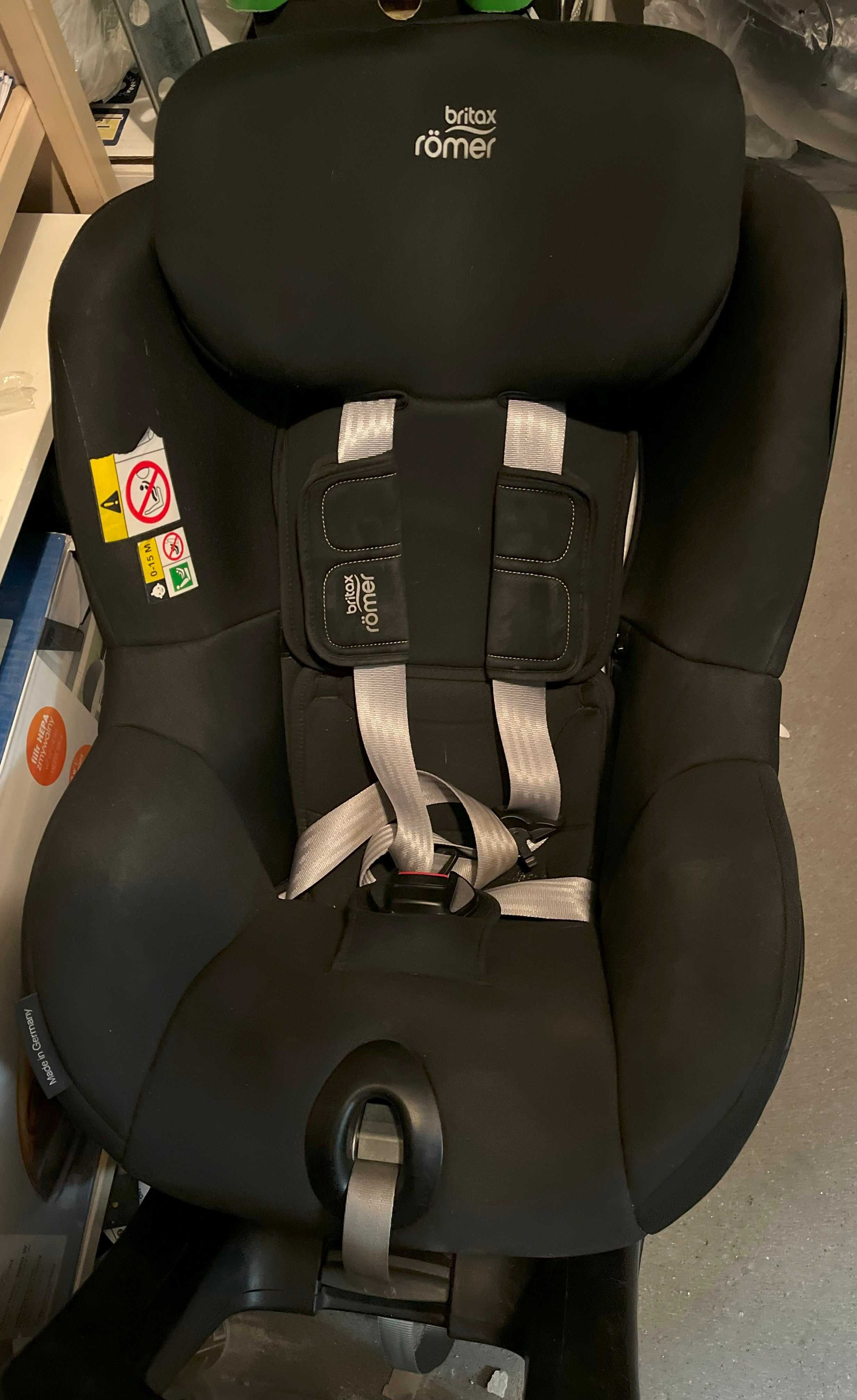 Britax Römer SWINGFIX M i-Size