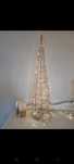 Pinheiro decorativo com luzes