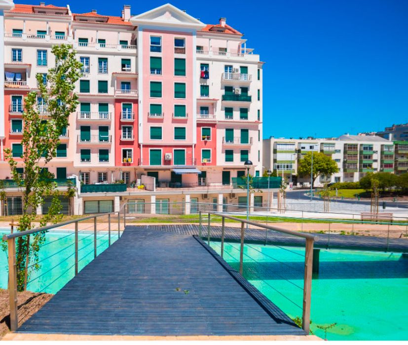 Quarto casal suite parque neudel damaia , amadora, lisboa