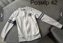 Продам спортивну кофту