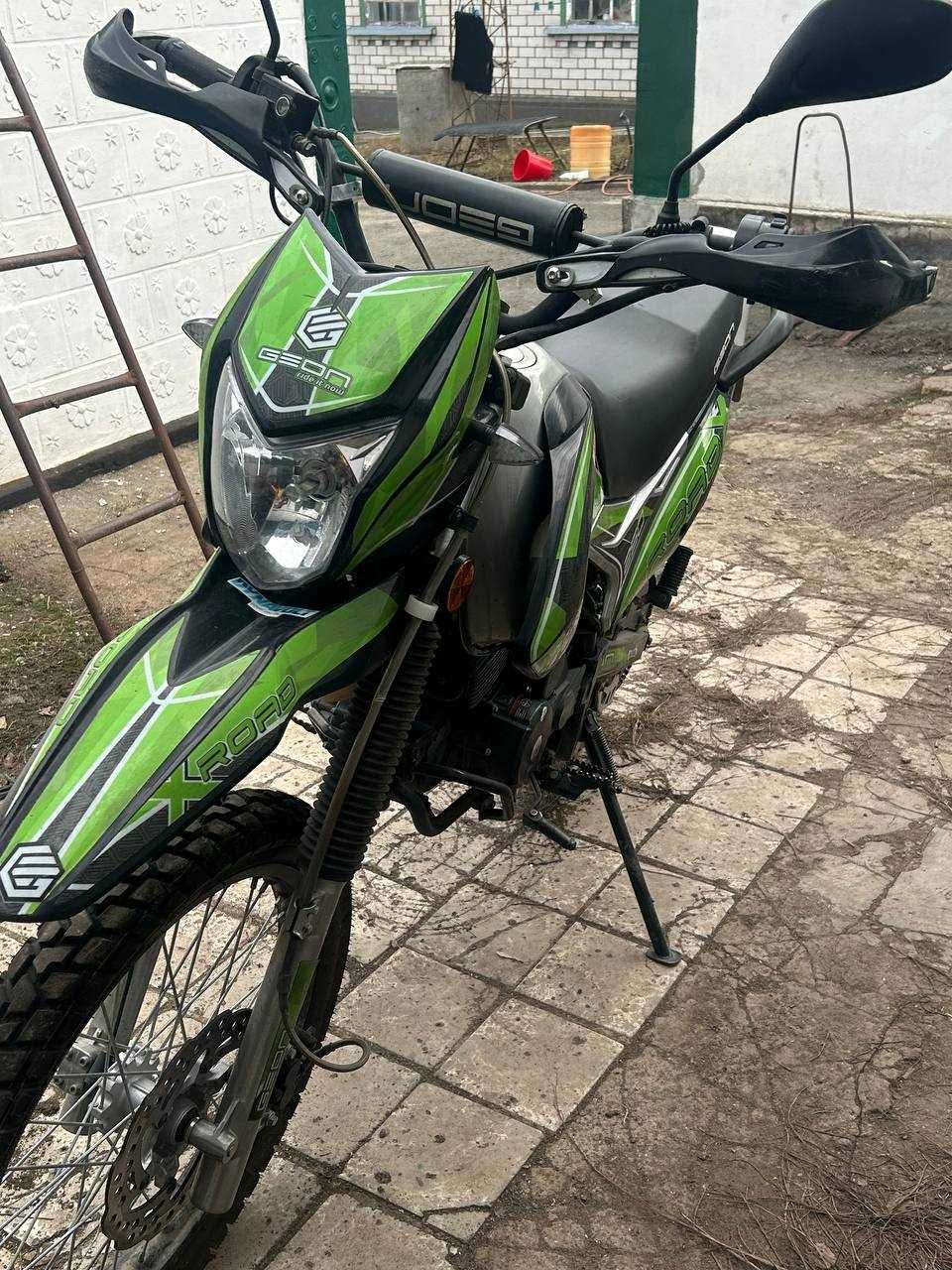 Продаю мотоцикл ендуро-кросс Geon X-Road 250cb PRO