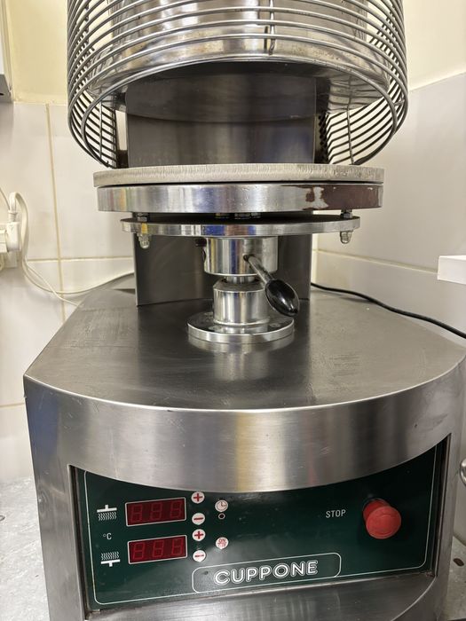 Prasa do pizzy cuppone