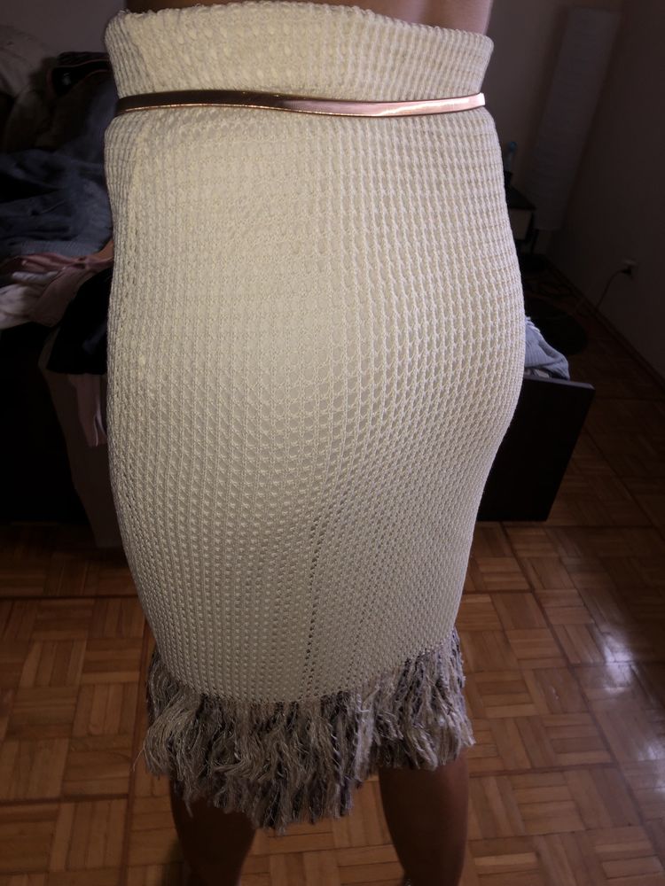 Zara midi spódnica chanelka na gumie siatka z frędzlami frędzle