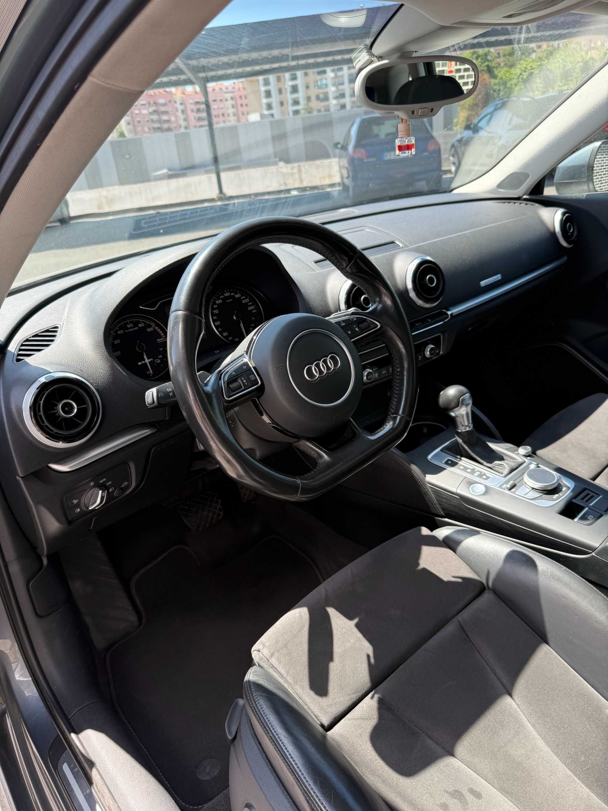 Audi A3 Sportback E-tron 1.4 TFSI Automático Full Extras 204cv
