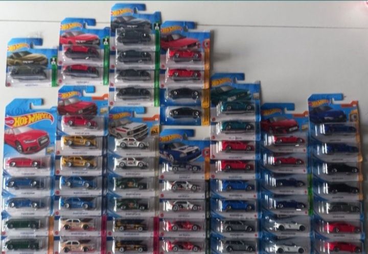 Vários Audi hot wheels