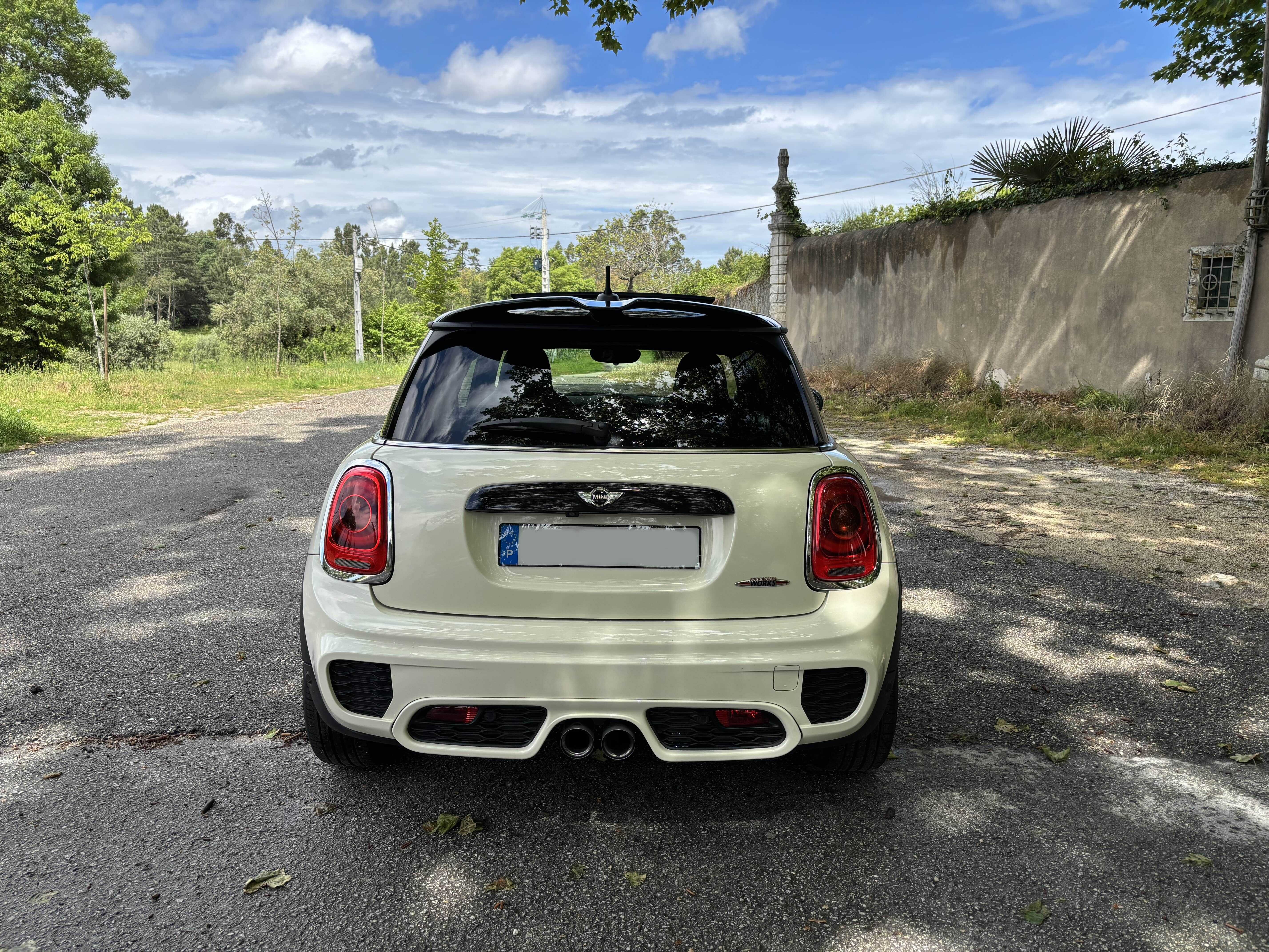 Mini John Cooper Works – 231cv – 56 mil km – Nacional - 11/2018
