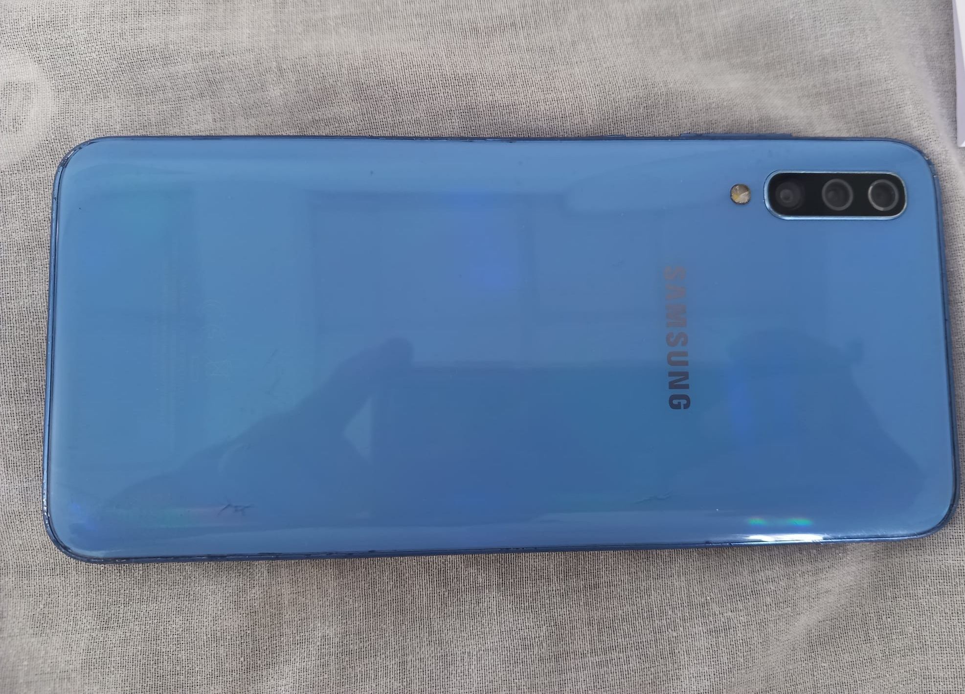 Samsung Galaxy A70 – Dual SIM !! EXCELENTE NEGÓCIO !!
Ecrã 6,7 polegad