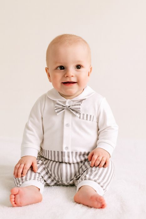 Elegancki rampers dla chłopca – r. 68