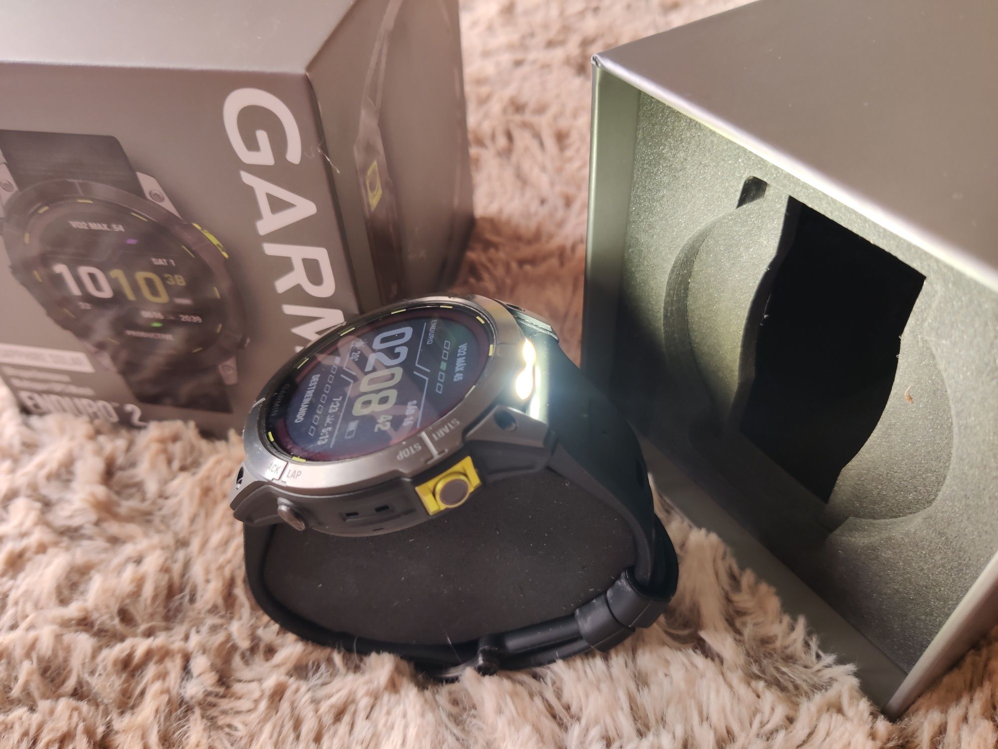 Garmin Enduro 2-
