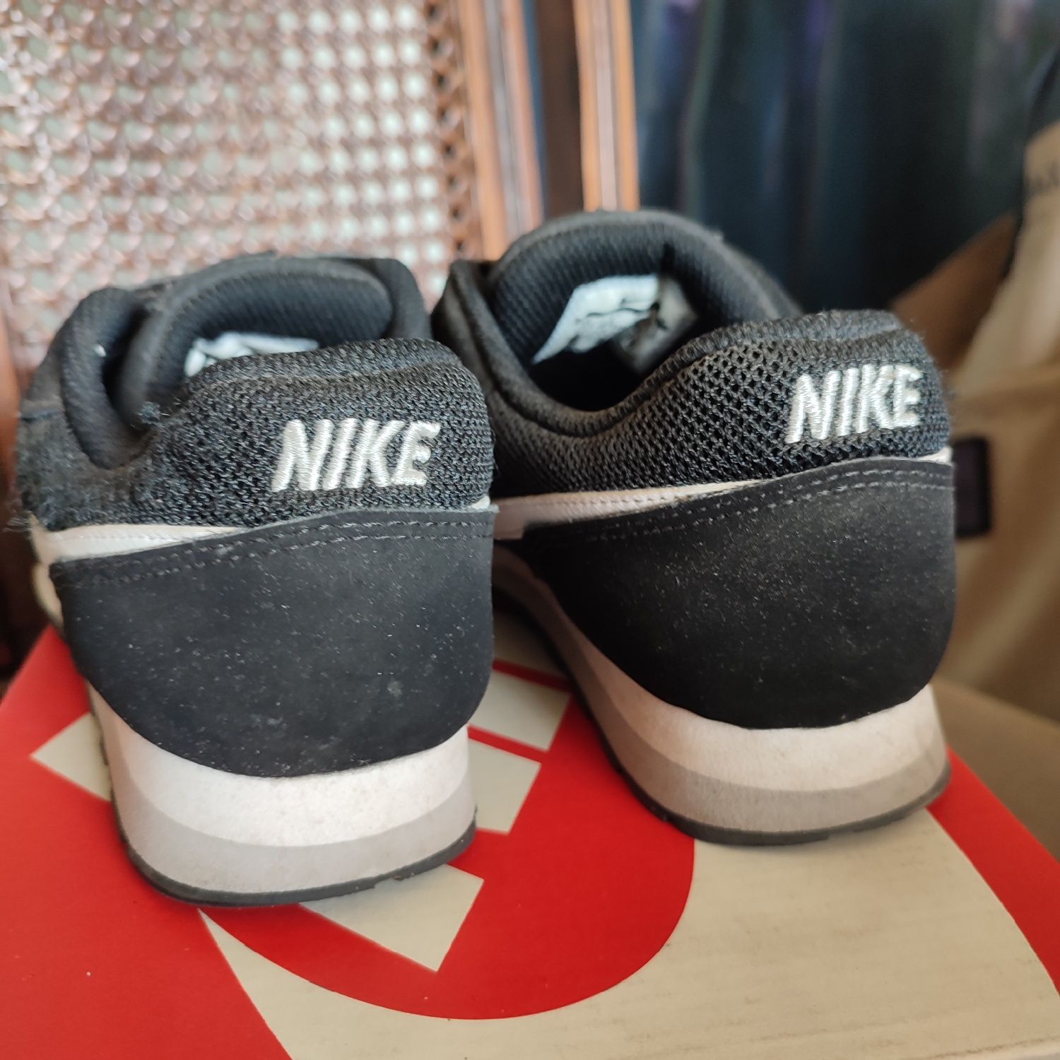Buty Nike r. 33 dla chłopca