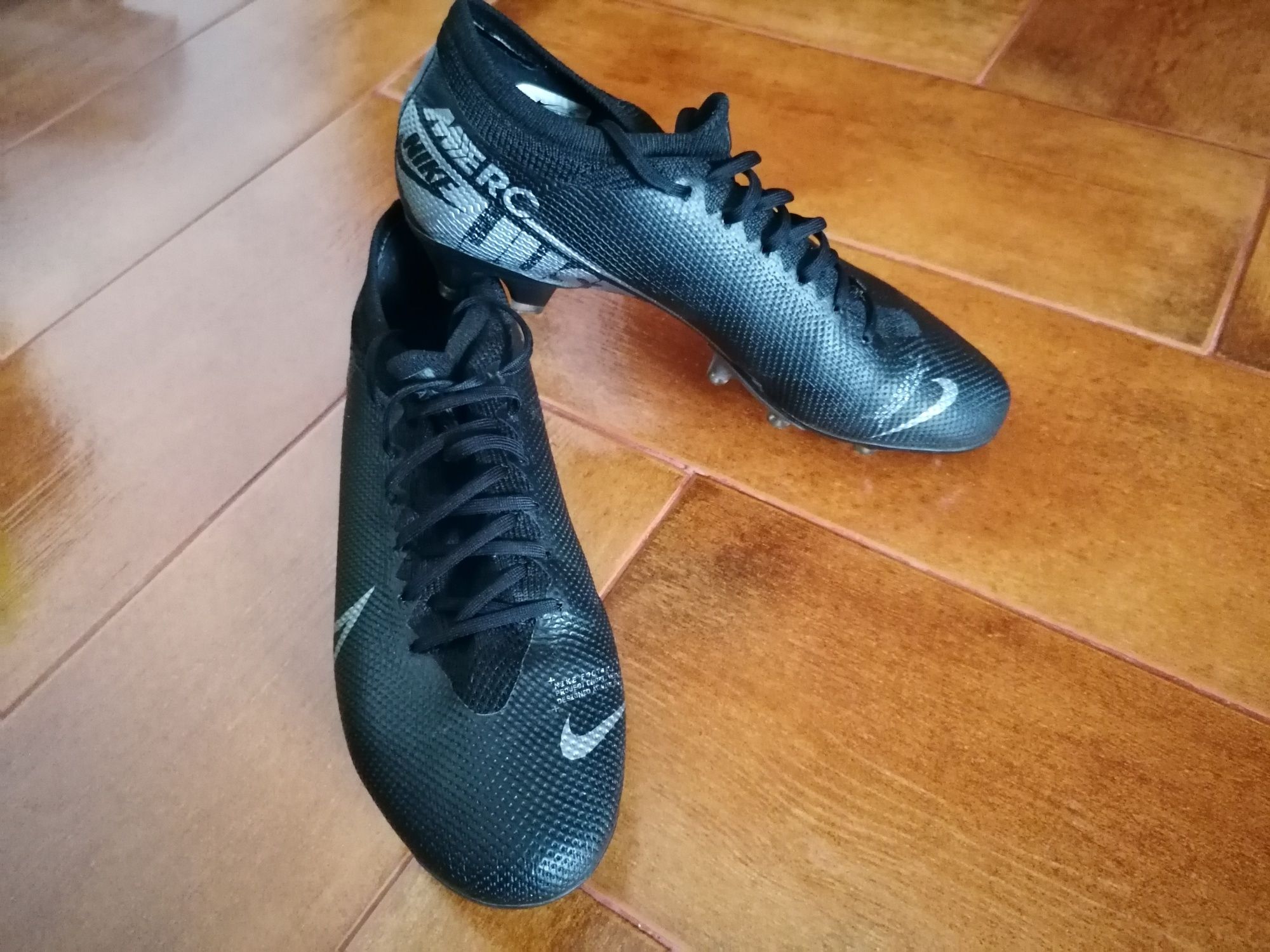 Nike Mercurial Vapor 360 N°41 - Para Relva Sintética