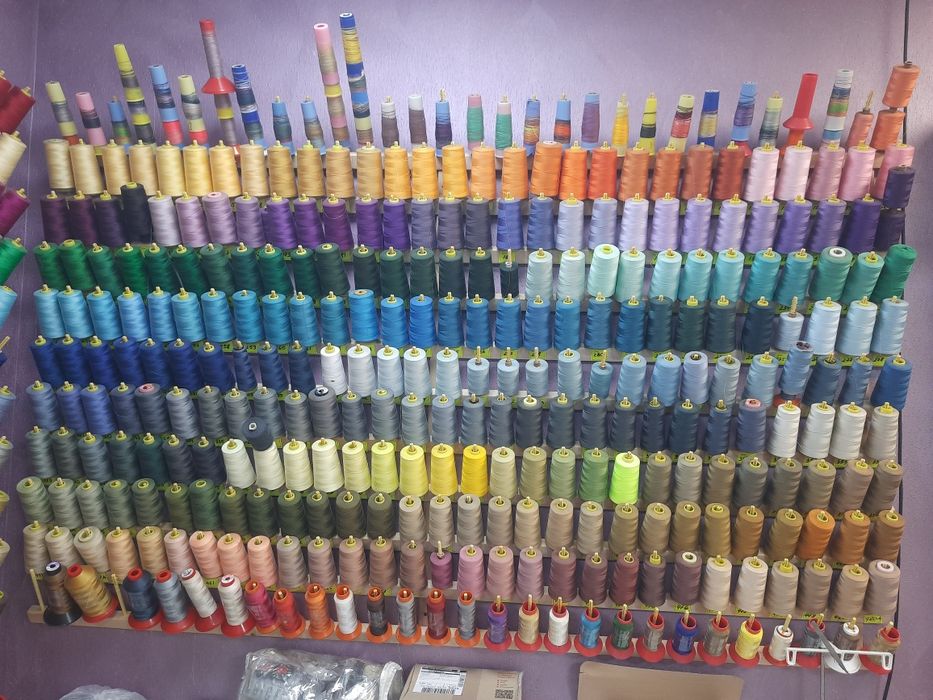 Нитки Бобіни , арміровані нитки, катушки уся палітра.