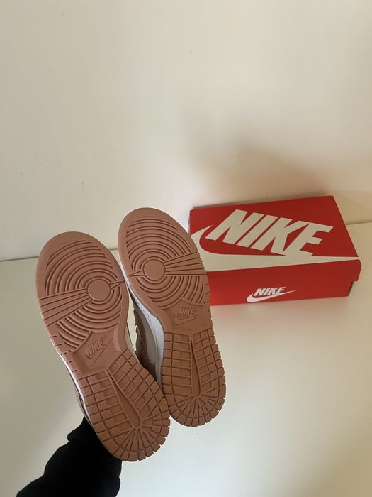 Nike Dunk Low Rose Whisper