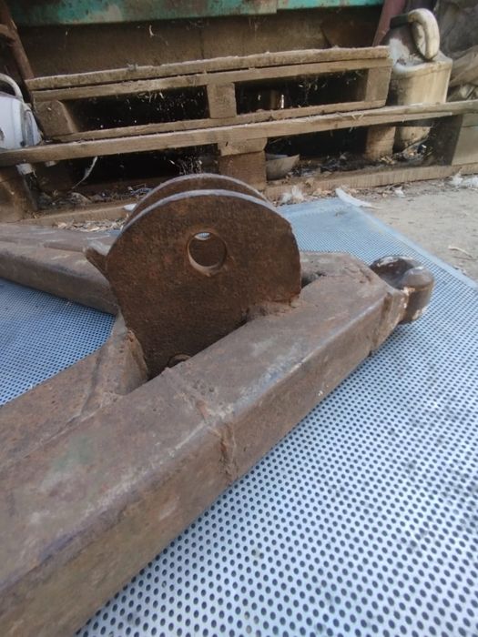 Серьга МТЗ ЮМЗ Т40  Трикутник МТЗ ЮМЗ Т40