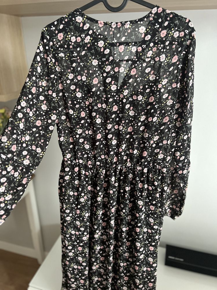 Sukienka nowa Mango S