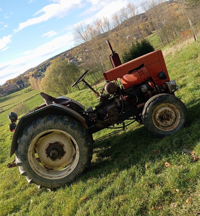 Traktor SAM z silnikiem władymirca T25, podzespoły STAR.