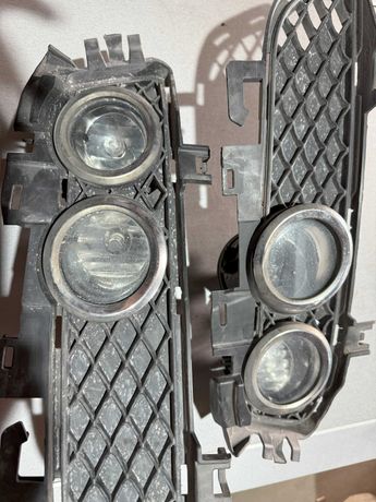 Halogen lewy prawy z kratką Mercedes w212 DRL