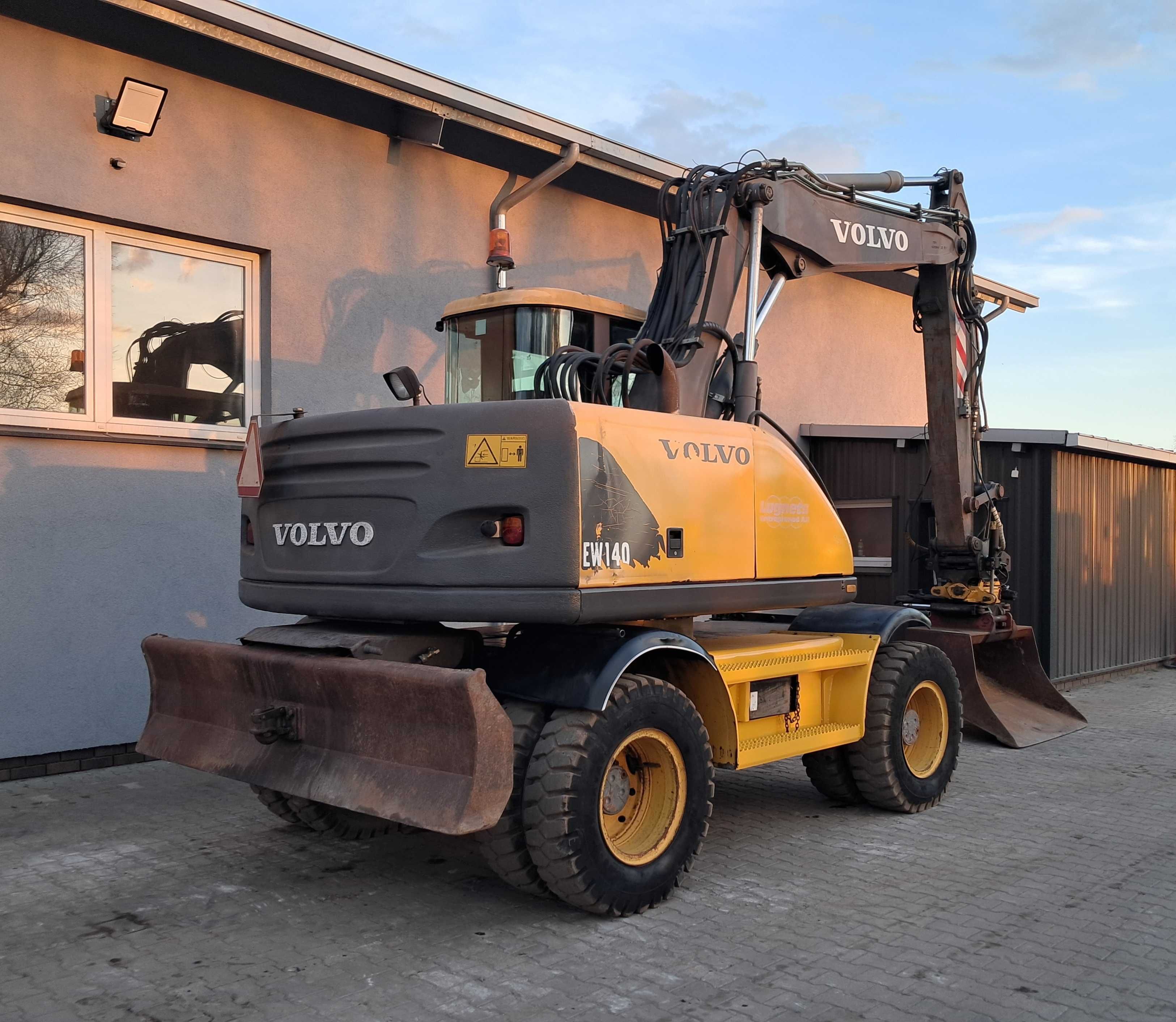 VOLVO EW 140 Oryginał ROTOTILT ENGCON Koparka Kołowa