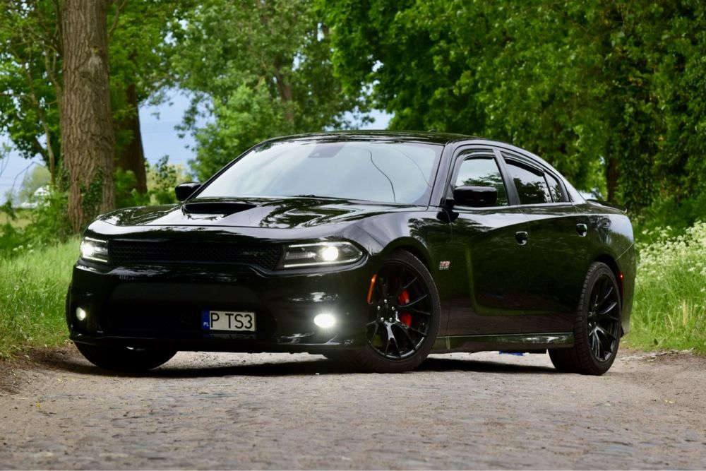 Samochód do ślubu - Dodge Charger SRT