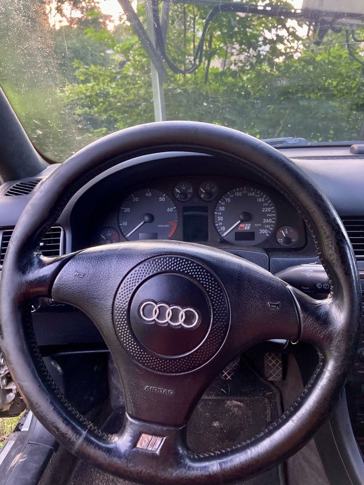 Audi s6 c5 4.2 LPG manual z vin