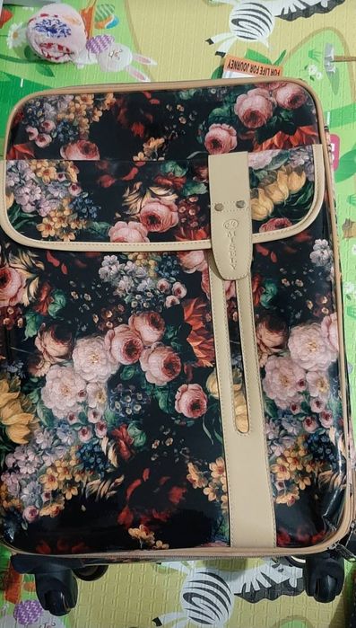 'Чемодан чемоданчик