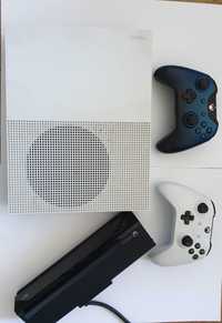 Konsola Xbox one S+2pady+ kinect+ gry