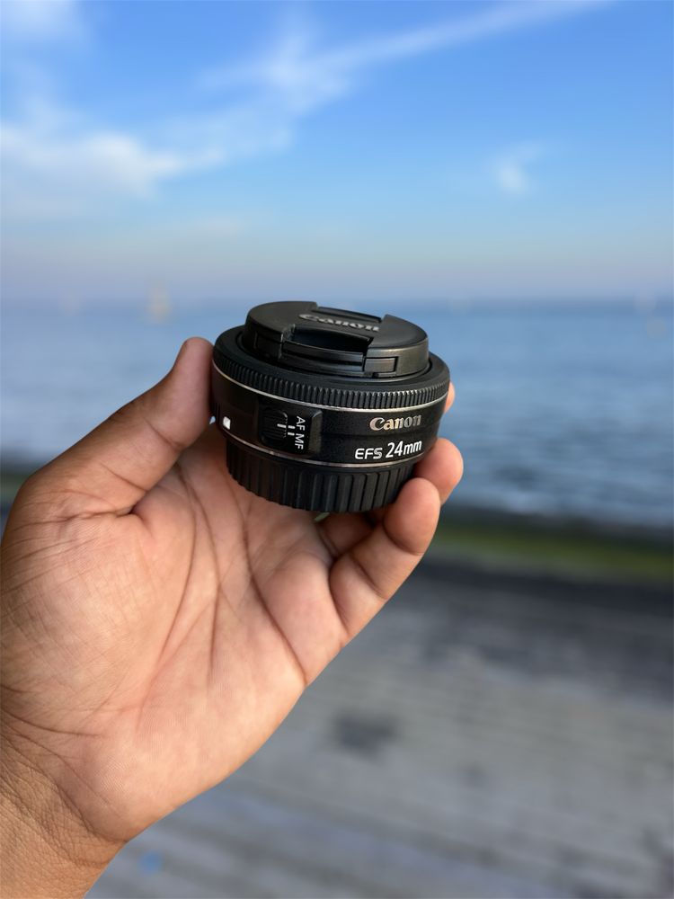 Canon EF-S 24mm f2.8 STM