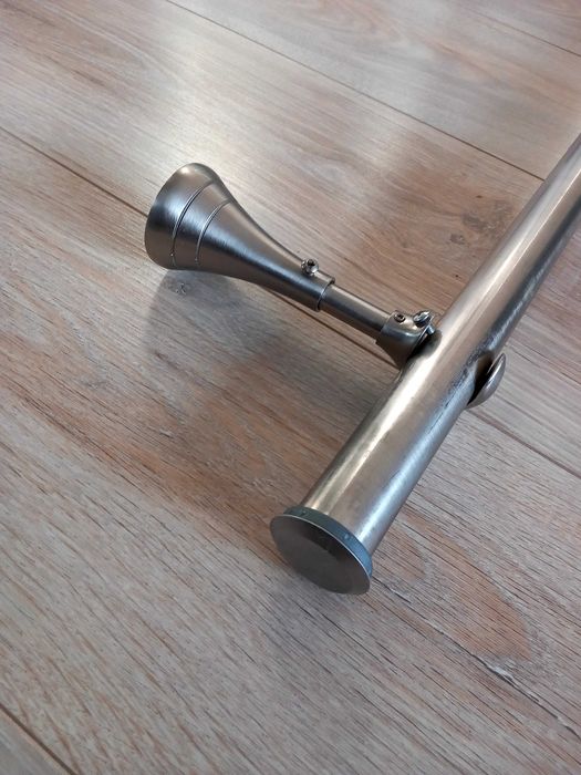 Karnisz srebrny 120 cm