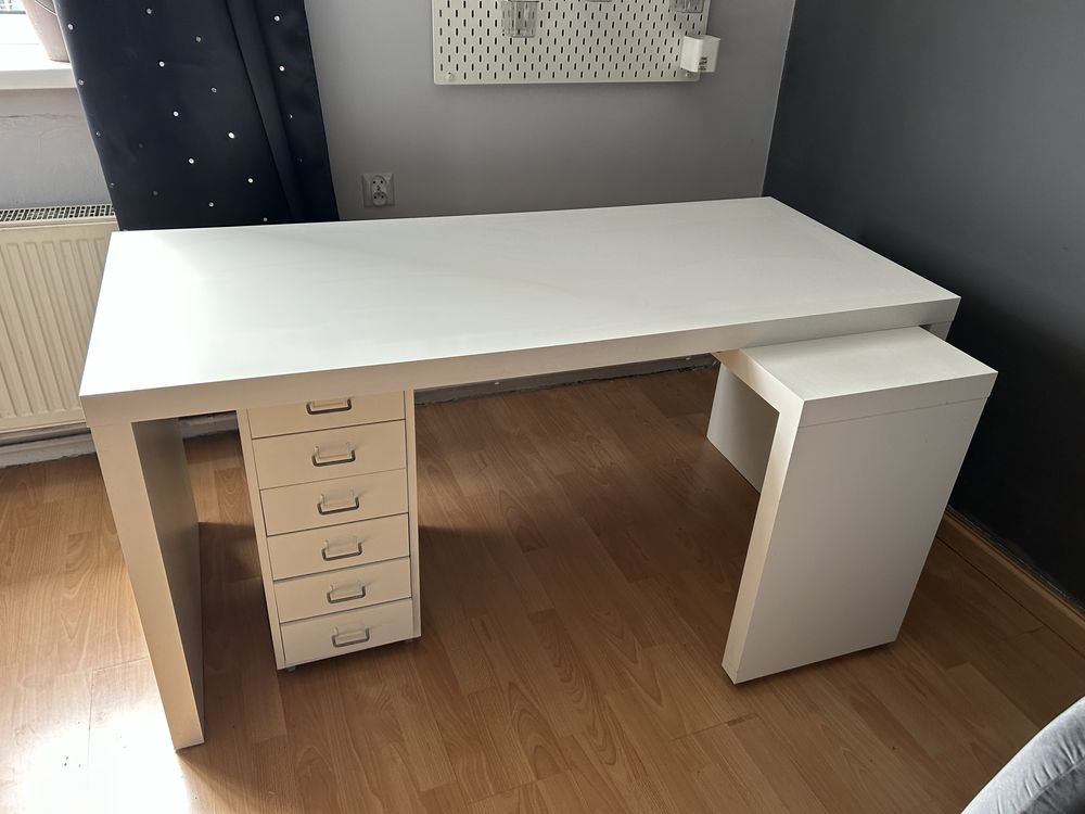Biurko ikea wraz z szufladkami