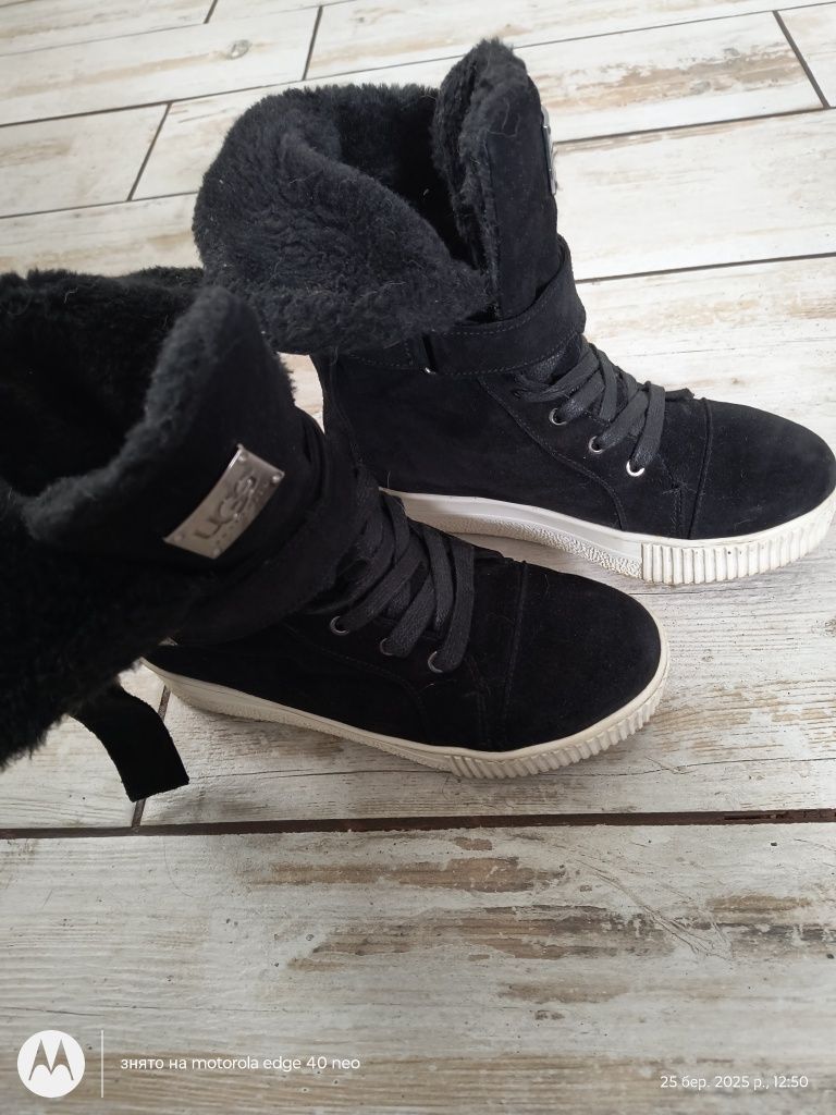 Зимові кеди, черевики UGG, б.у, 37р, устілка 23,5-24.