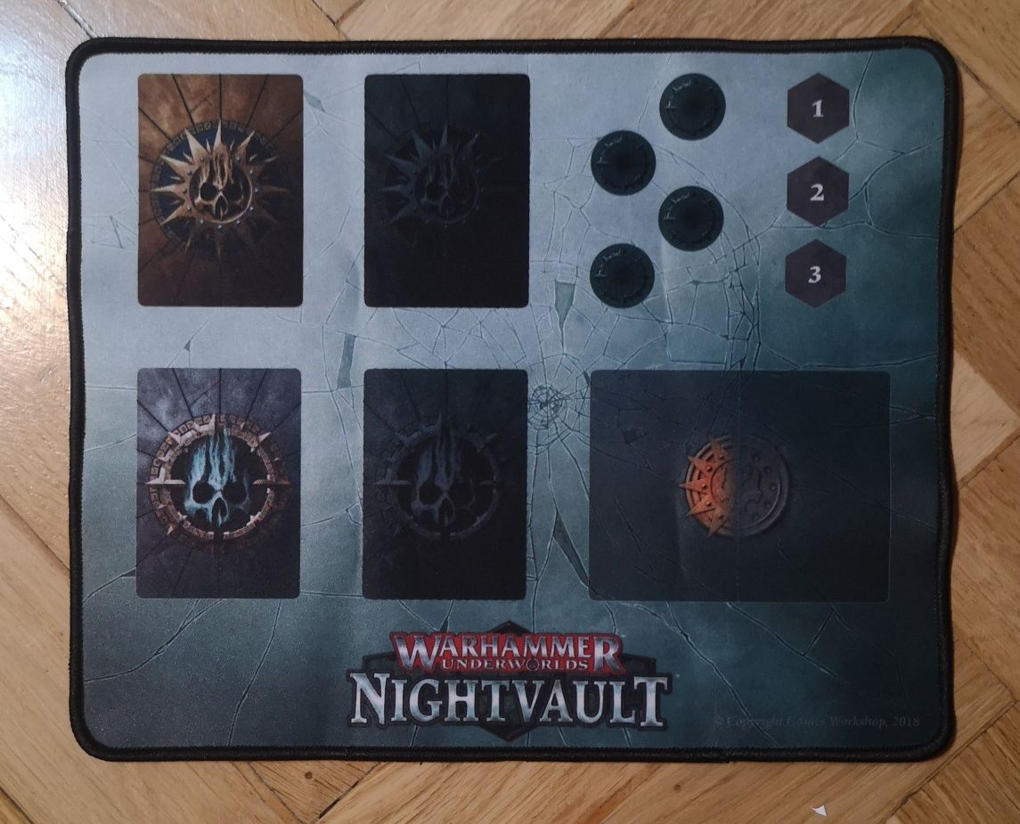 Zestaw akcesoriów (kości, plansze i in.) do Warhammer Underworlds /WHU