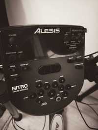 ALESIS NITRO MESH KIT +Стільчик для барабанщика MAXTONE TFL-337/H