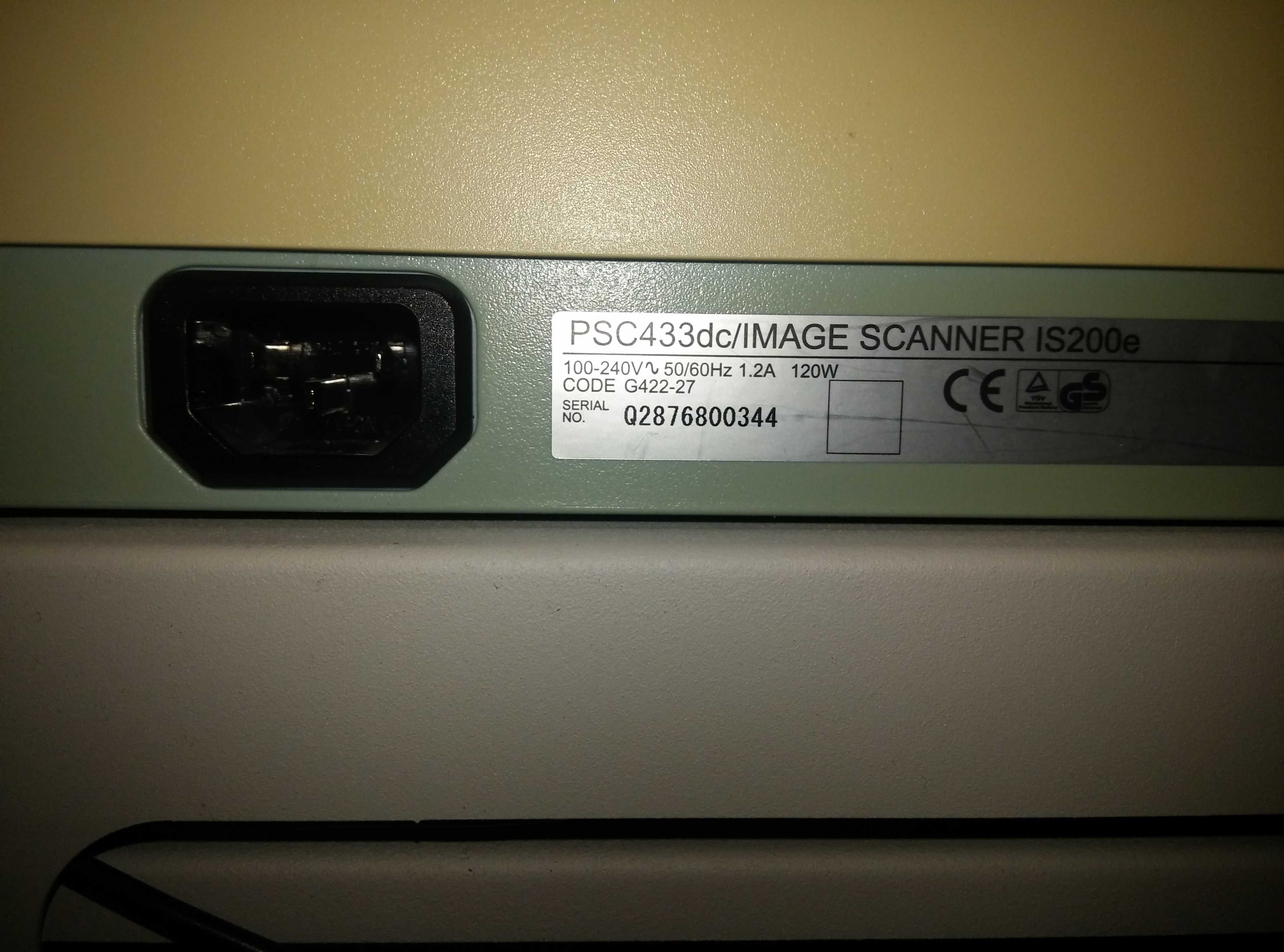 Scanner sieciowy Ricoh IS200e  Skaner Scaner