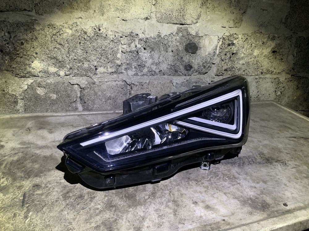 Фара Full led Seat Cupra Leon Tarraco R