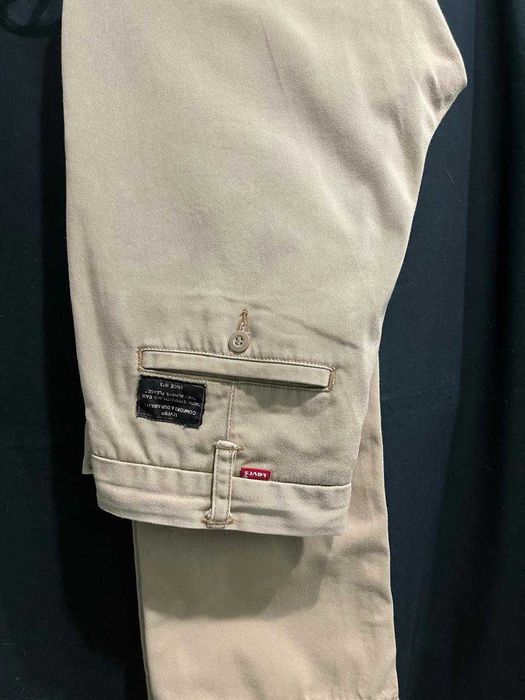 Чіноси Levi's  (Comfort & Durability)