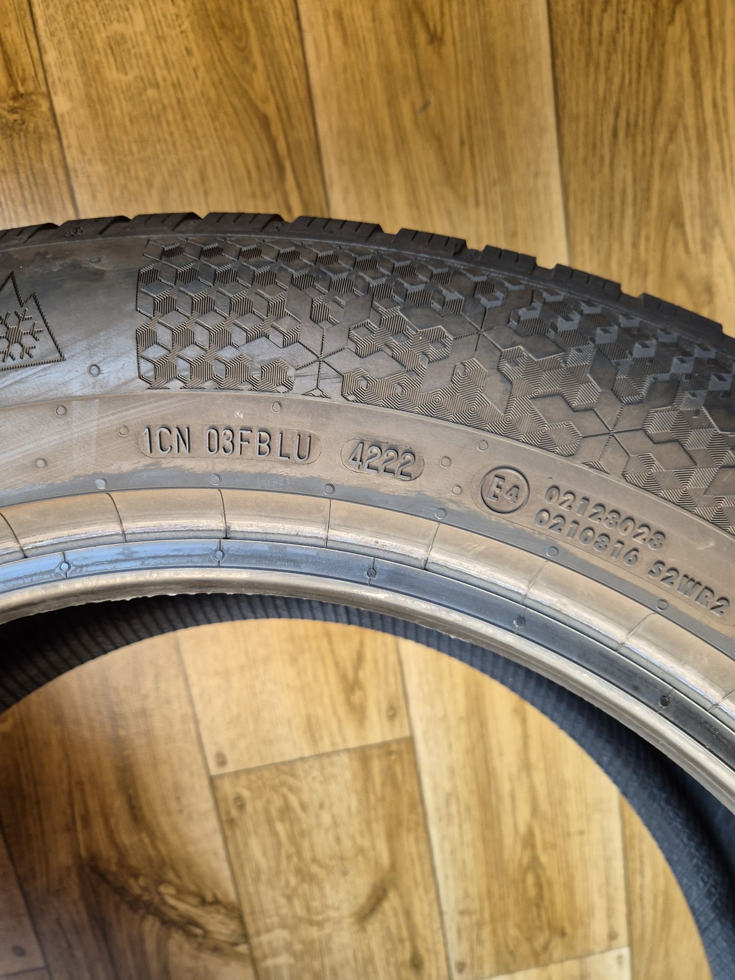 235/60/18 Continental para zima 7,5mm 2022r
