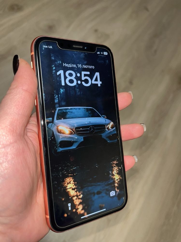 Apple iphone XR 64gb. Coral