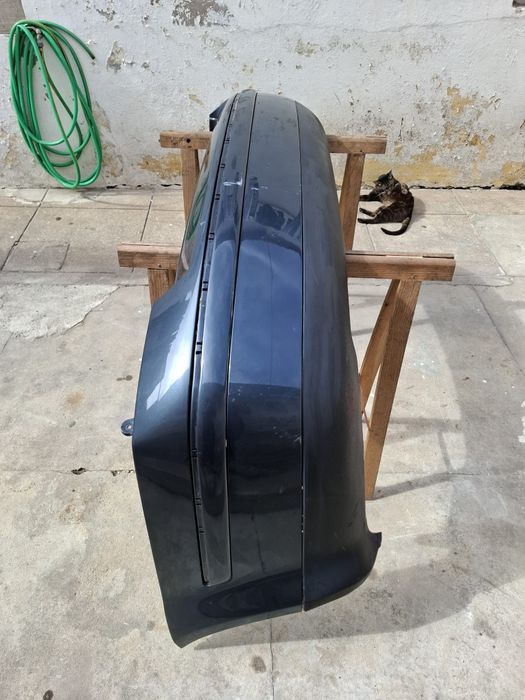 Parachoques traseiro Volkswagen Passat B5.5