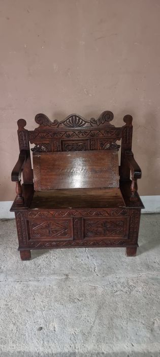 Antyczna skrzynia dębowa