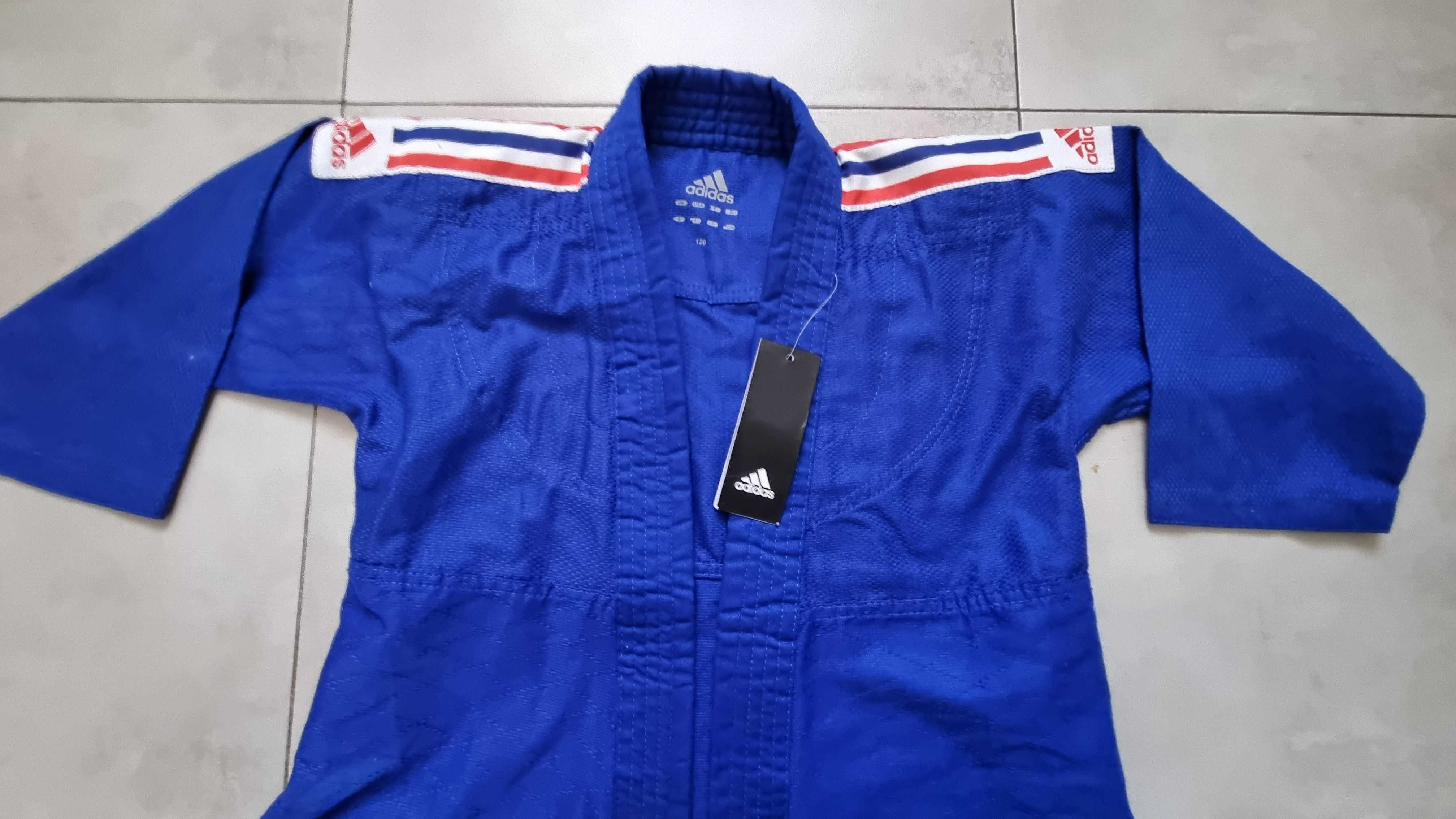 Judoga dziecięca Adidas w rozmiarze 120 cm