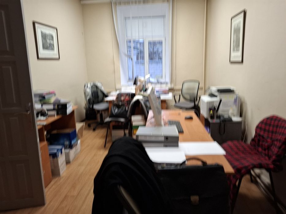 Оренда 220 кв м 1-й пов.фасаду,все вкл.без меблів з 1.01.25 Центр По