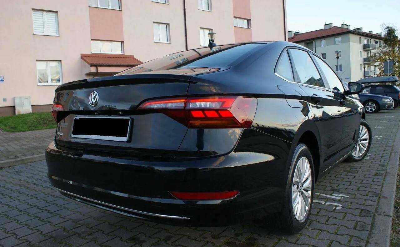 Продам Volkswagen jetta 1.4 2019 року