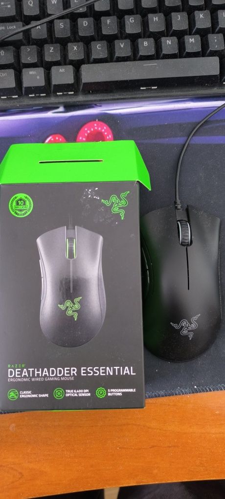 Rato Razer Deathadder Essential