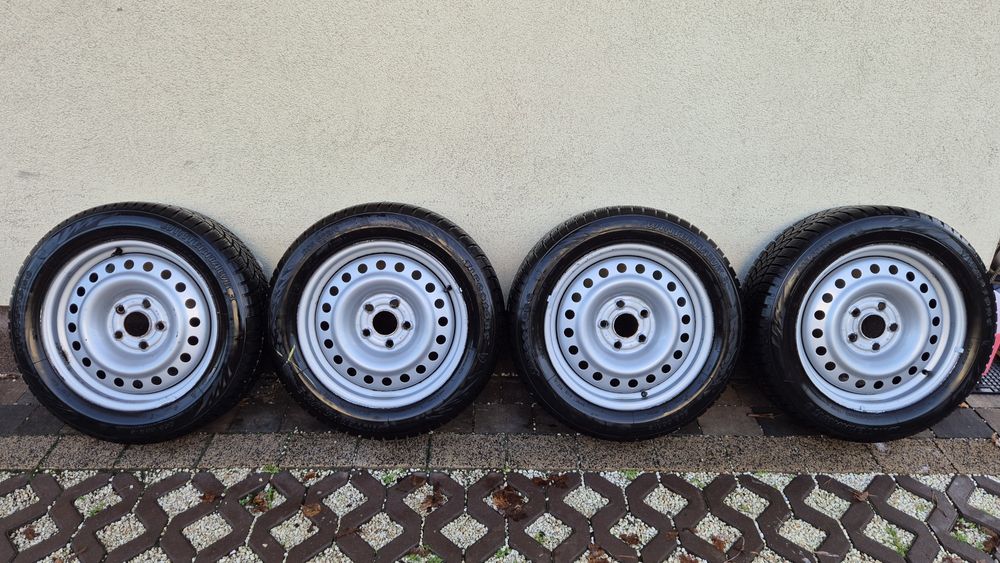 Koła felgi stalowe 16" Honda Civic opony zimowe 5x114,3