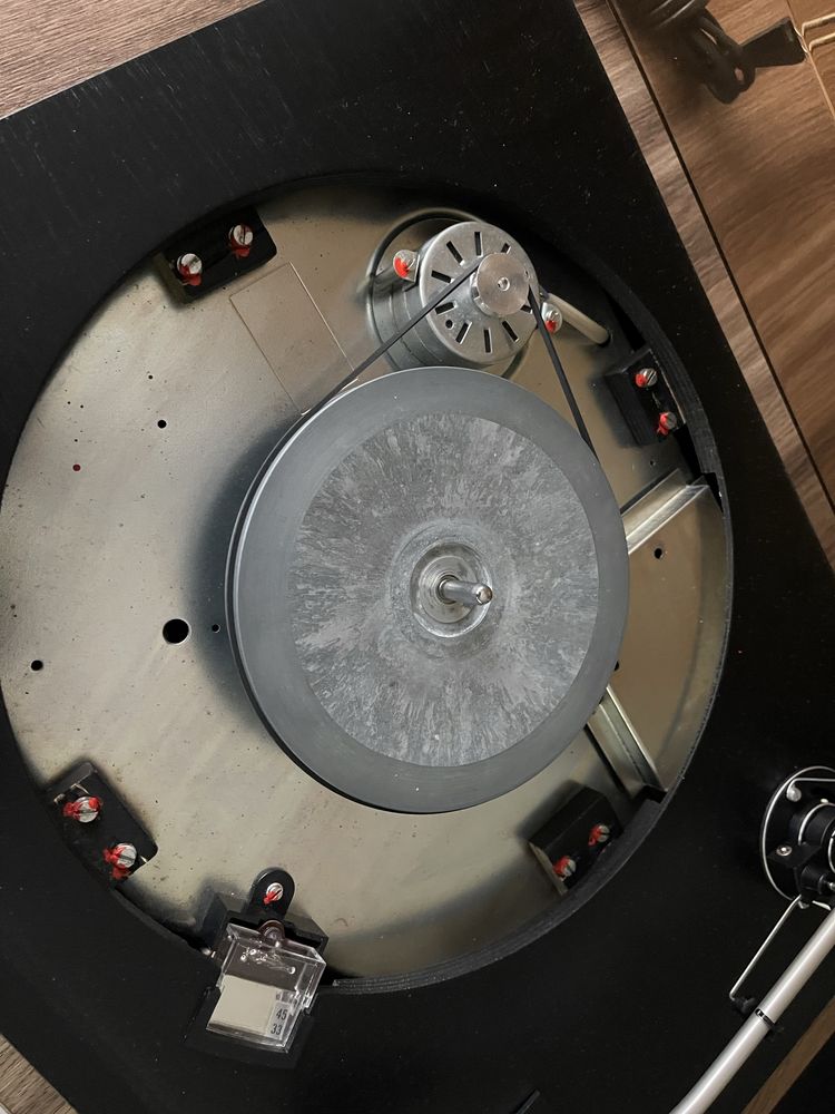 Gramofon Lenco L450