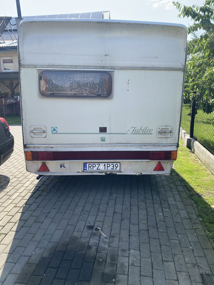 Przyczepa kempingowa