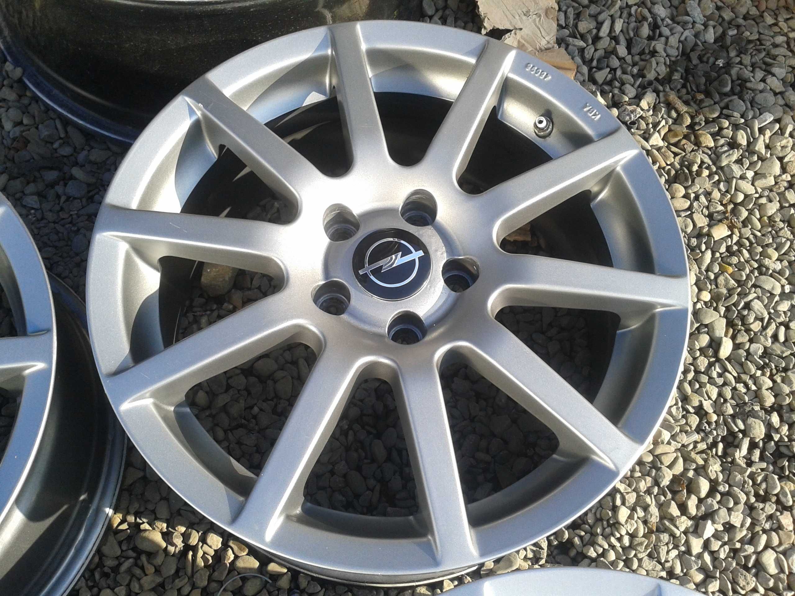 felgi r16 diewe opel astra 4 5 j k mokka 5x105 mielec cruze trax szare