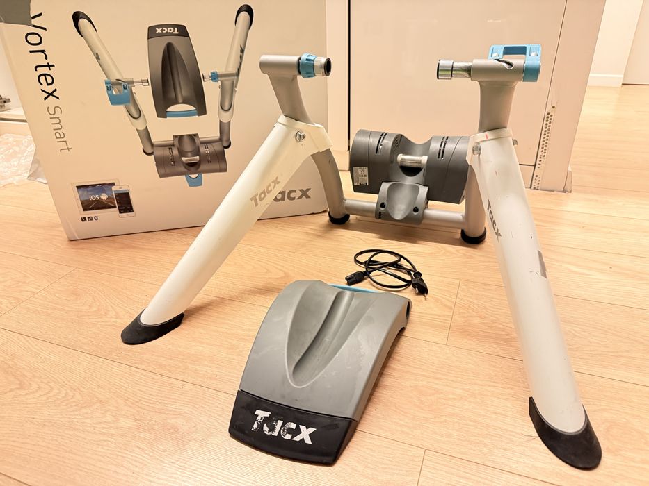 Trenażer rowerowy taxc flow smart