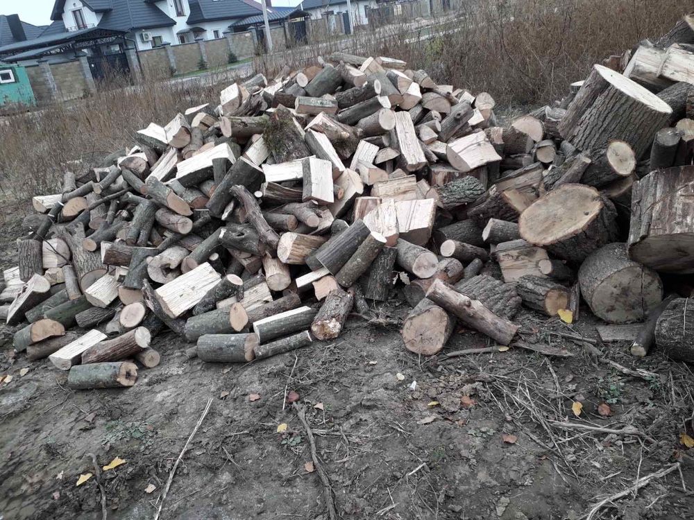 Дрова рубані дуб граб ясен недорого сухі доставка пісок щебінь цегла