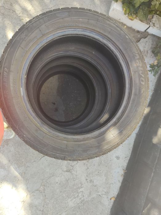 Шини, гума, скати майже нові
